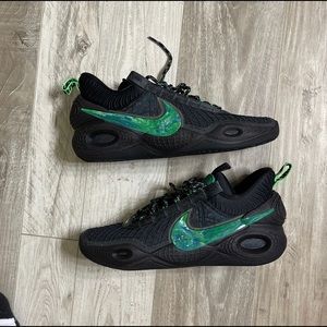 Nike EYBL Cosmic Unity sz 13